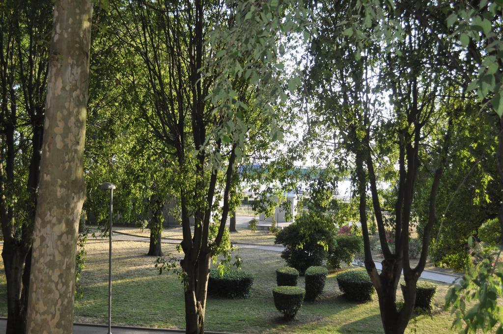Business Appartements "Villa Muenz" Πούλα Δωμάτιο φωτογραφία