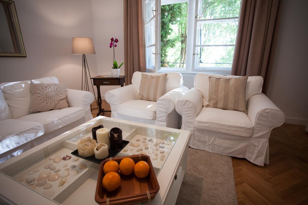 Business Appartements "Villa Muenz" Πούλα Εξωτερικό φωτογραφία