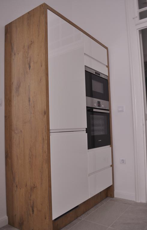 Business Appartements "Villa Muenz" Πούλα Εξωτερικό φωτογραφία
